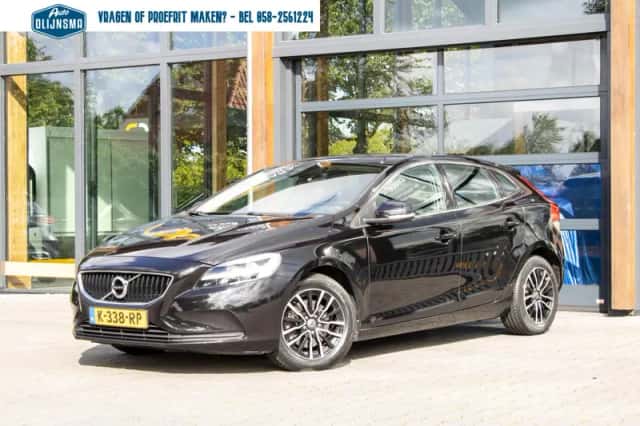 Volvo V40 (2019) thumbnail 3
