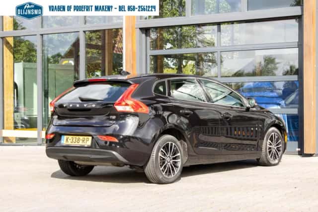 Volvo V40 (2019) thumbnail 4
