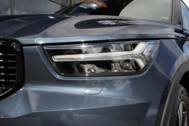 Volvo XC40 (2022) thumbnail 6