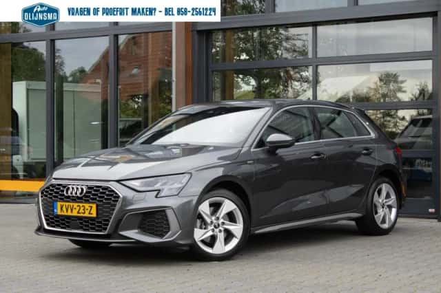 Audi A3 (2022) thumbnail 3
