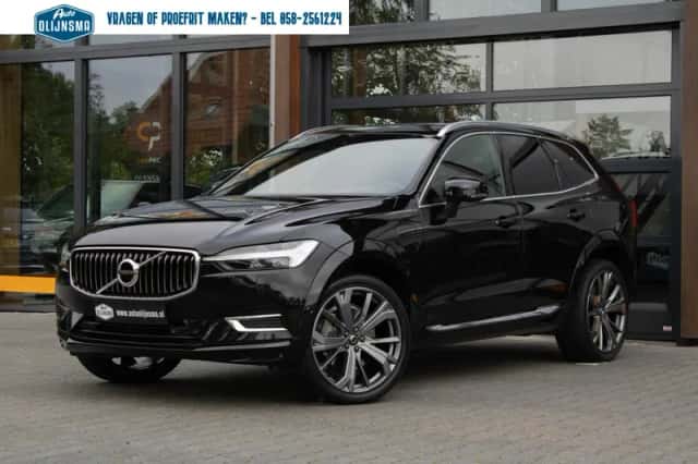 Volvo XC60 (2021) thumbnail 3