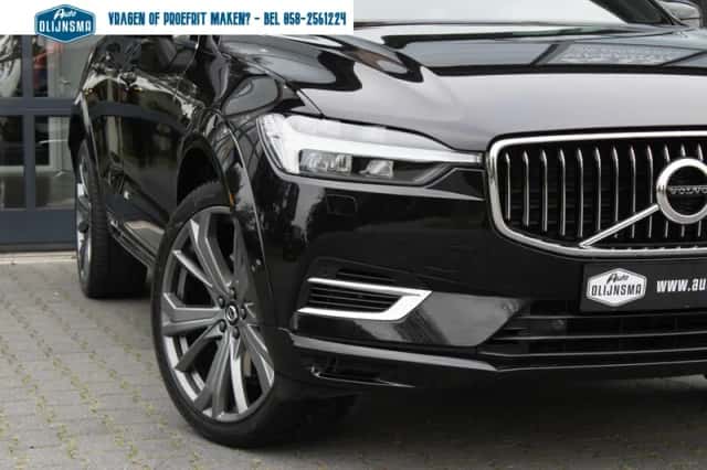 Volvo XC60 (2021) thumbnail 4