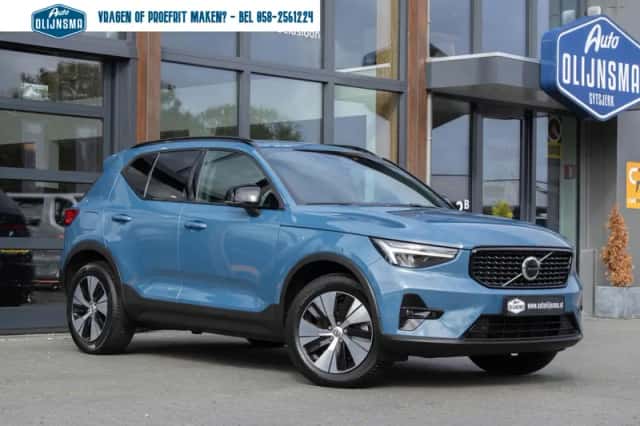Volvo XC40 (2022) thumbnail 1