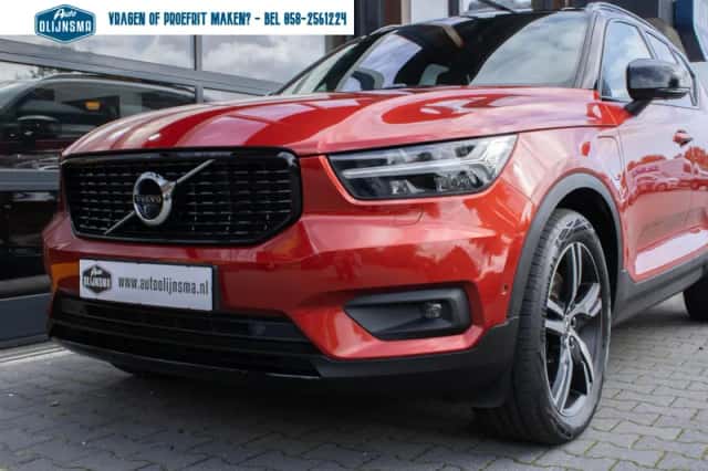 Volvo XC40 (2021) thumbnail 5