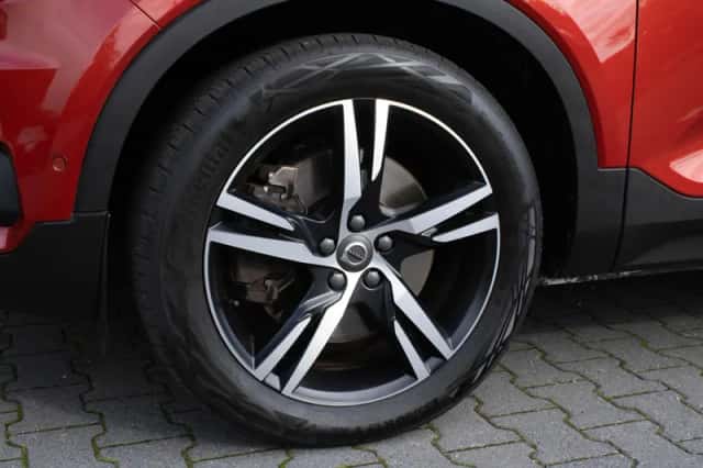 Volvo XC40 (2021) thumbnail 6
