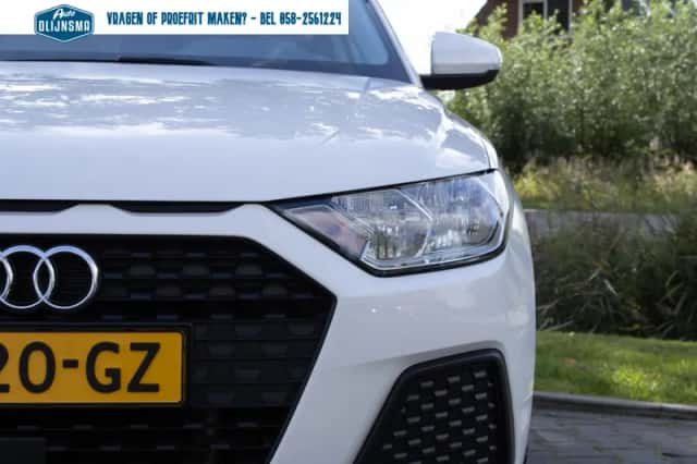 Audi A1 (2021) thumbnail 4
