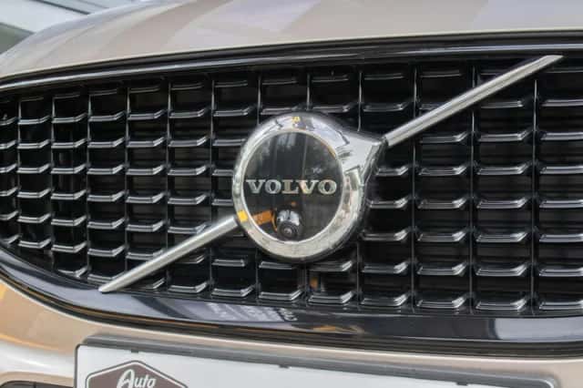 Volvo XC60 (2023) thumbnail 5
