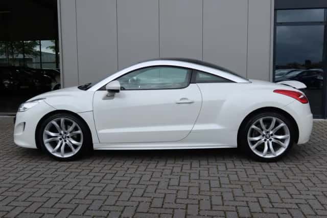 Peugeot RCZ (2013) thumbnail 3