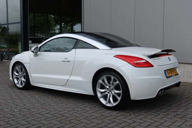 Peugeot RCZ (2013) thumbnail 4