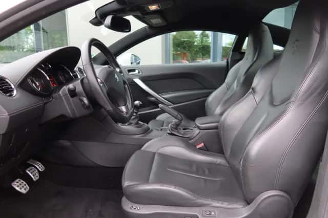Peugeot RCZ (2013) thumbnail 5