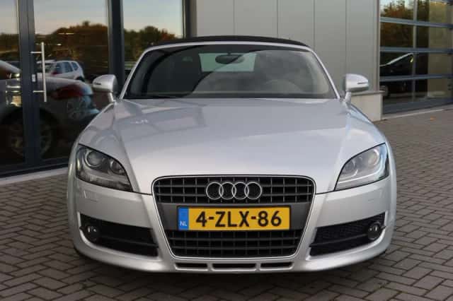 Audi TT (2007) thumbnail 2