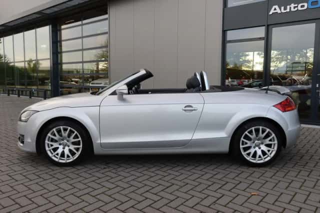Audi TT (2007) thumbnail 3