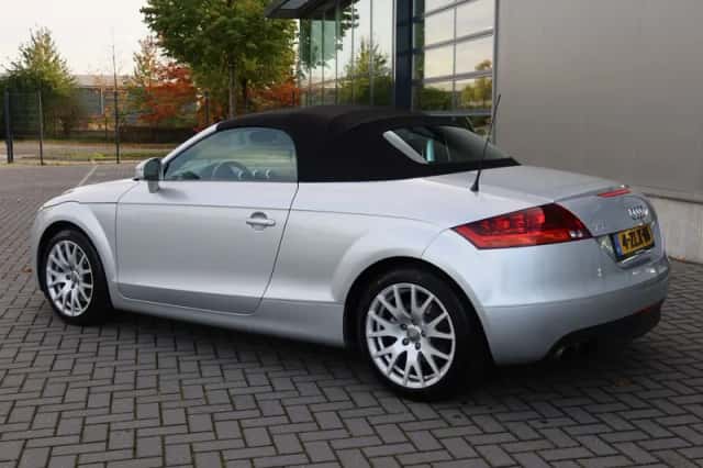 Audi TT (2007) thumbnail 6