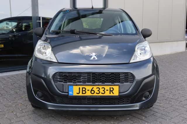 Peugeot 107 (2012) thumbnail 2
