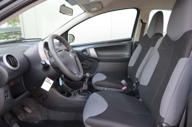 Peugeot 107 (2012) thumbnail 5