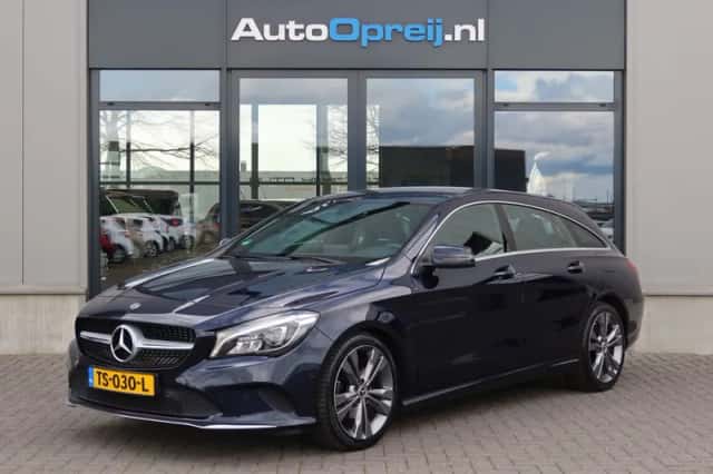 Mercedes-Benz CLA-Klasse (2018) thumbnail 1