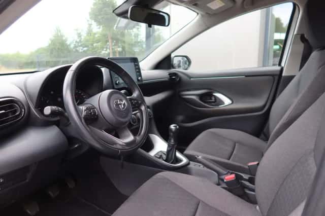 Toyota Yaris (2020) thumbnail 6
