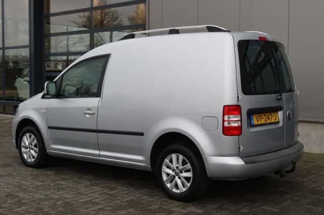 Volkswagen Caddy (2015) thumbnail 4
