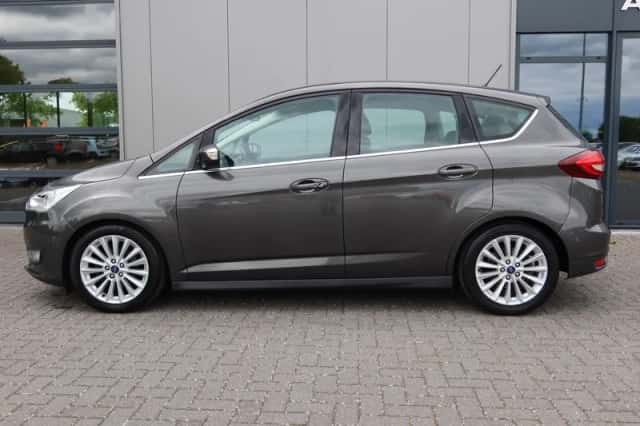 Ford C-Max (2017) thumbnail 3
