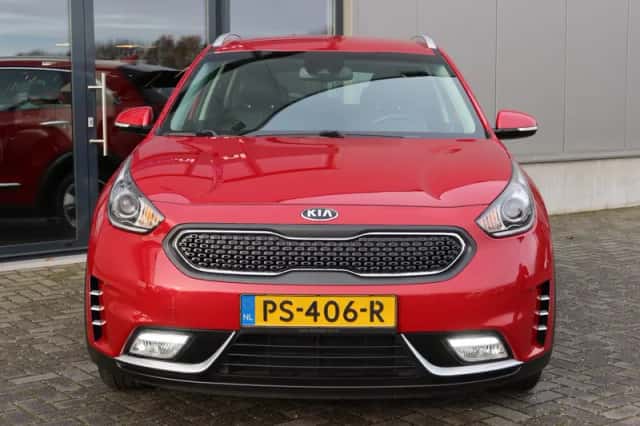 Kia Niro (2017) thumbnail 2