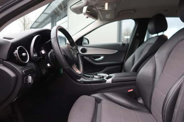 Mercedes-Benz C-Klasse (2016) thumbnail 3