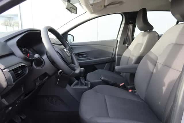 Dacia Sandero (2021) thumbnail 5