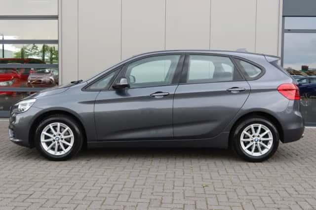 BMW 2-Serie Active Tourer (2017) thumbnail 3