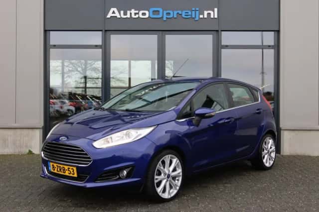Ford Fiesta (2015) thumbnail 1