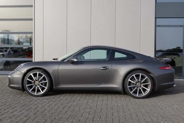 Porsche 911 (2012) thumbnail 3