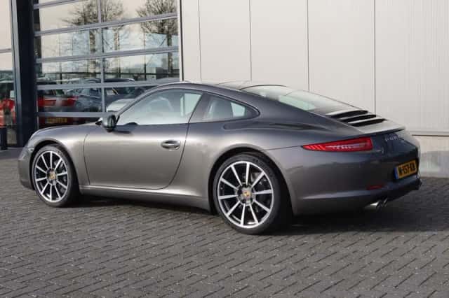 Porsche 911 (2012) thumbnail 5