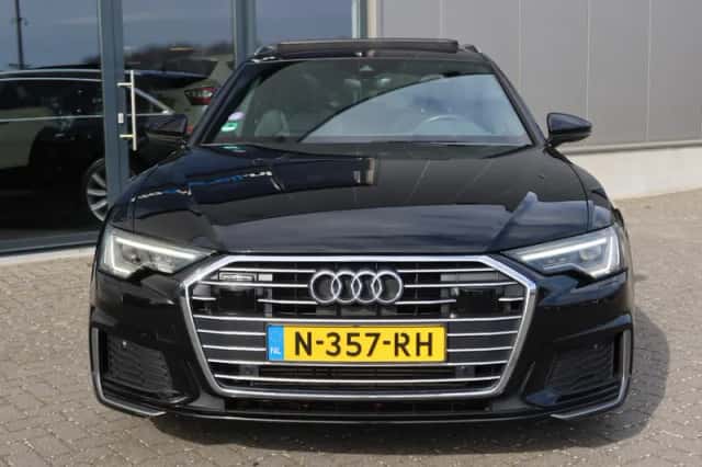 Audi A6 (2021) thumbnail 2