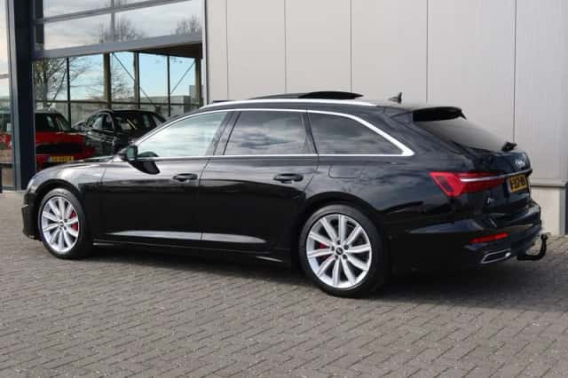 Audi A6 (2021) thumbnail 4