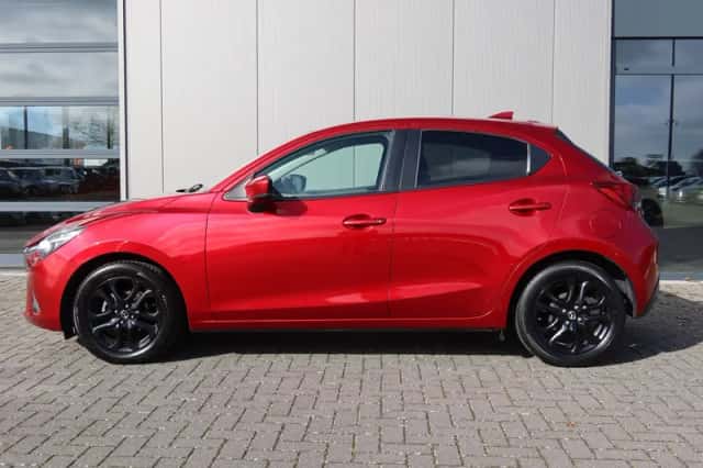 Mazda 2 (2019) thumbnail 3