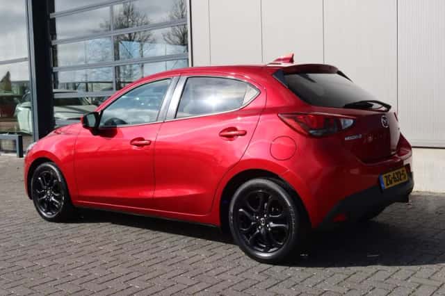 Mazda 2 (2019) thumbnail 4