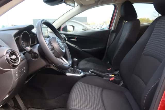 Mazda 2 (2019) thumbnail 5