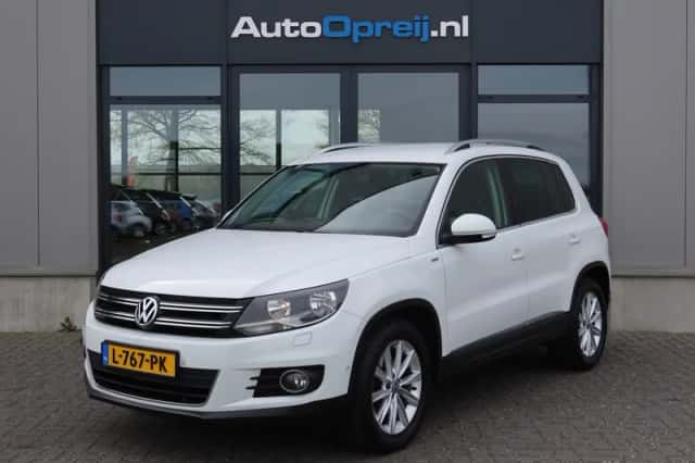 Volkswagen Tiguan (2014) thumbnail 1