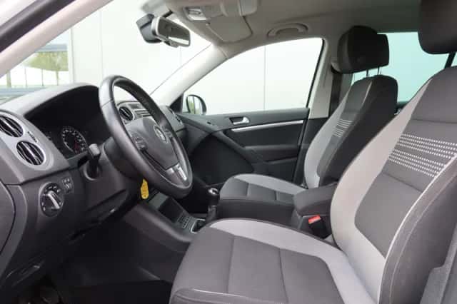 Volkswagen Tiguan (2014) thumbnail 5