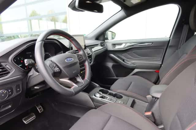 Ford Focus (2019) thumbnail 6