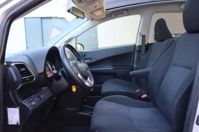 Toyota Verso (2015) thumbnail 5