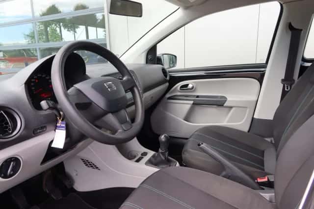 SEAT Mii (2016) thumbnail 6