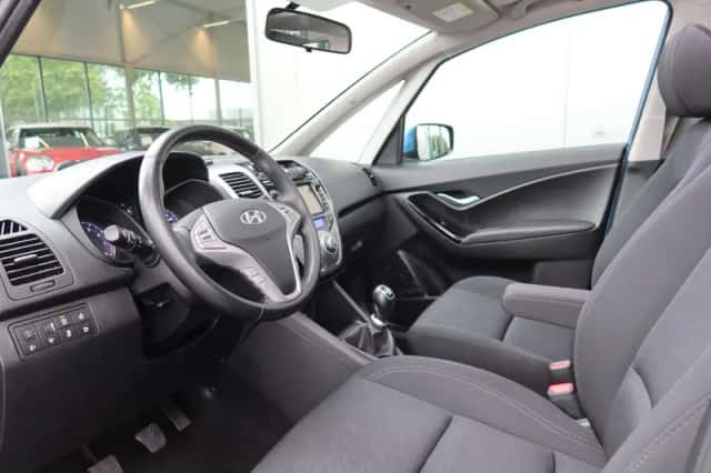 Hyundai ix20 (2018) thumbnail 6