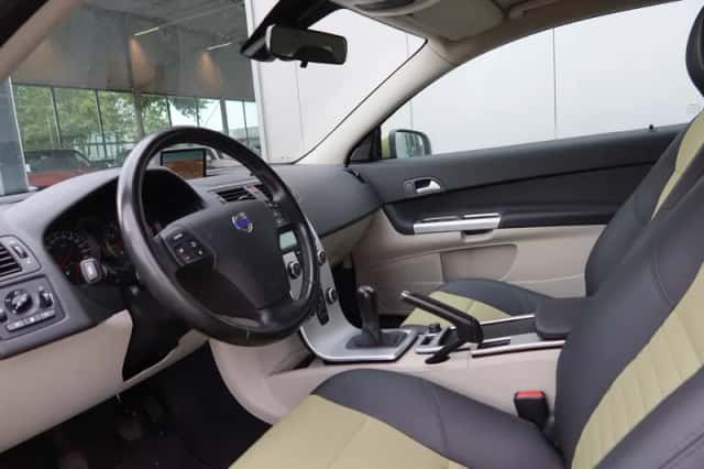 Volvo C30 (2011) thumbnail 6
