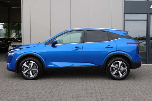 Nissan Qashqai (2024) thumbnail 3