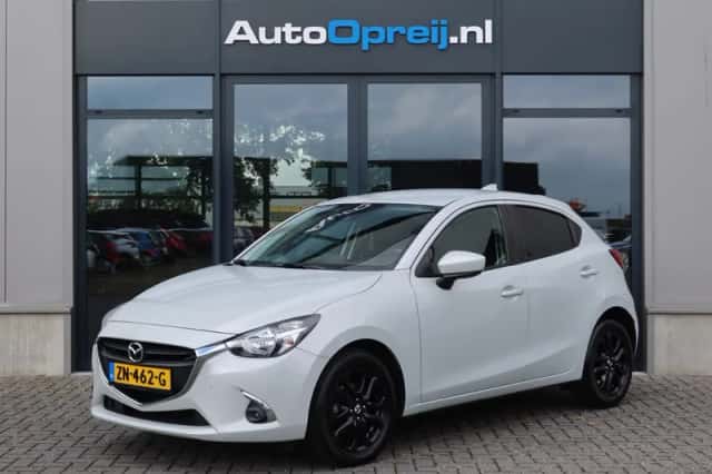 Mazda 2 (2019) thumbnail 1