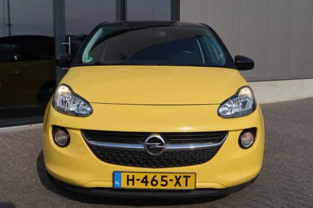 Opel Adam (2013) thumbnail 2