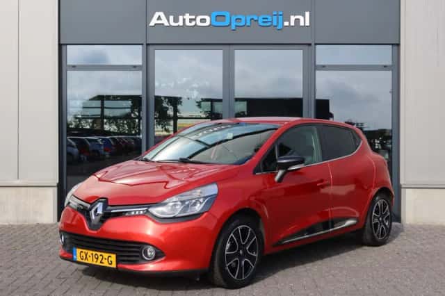 Renault Clio (2015) thumbnail 1