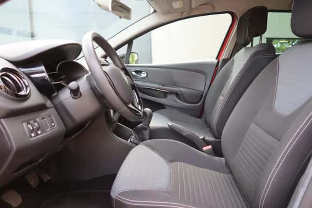 Renault Clio (2015) thumbnail 5