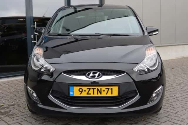 Hyundai ix20 (2015) thumbnail 2