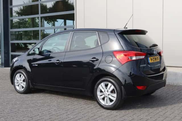 Hyundai ix20 (2015) thumbnail 4