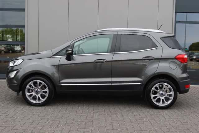 Ford EcoSport (2018) thumbnail 3